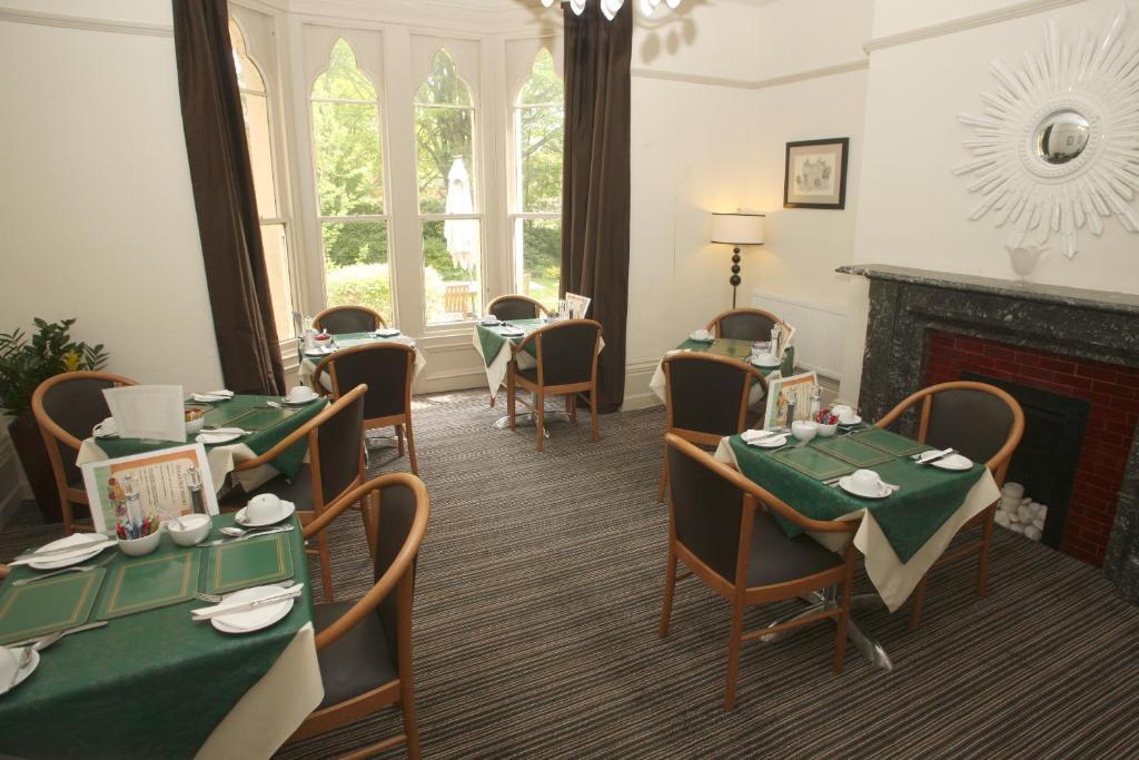 Cliff Lawn Hotel Λιντς Εξωτερικό φωτογραφία